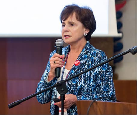 Professor Zawilska in April 2019 at the 18th National Conference of the Polish Society of Internal Medicine in Warsaw, Poland (photo courtesy of Stanisław Kowalczuk)