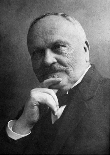Witold E. Orłowski (1874–1966): editor-in-chief in 1928–1939 (photograph courtesy of the National Digital Archives in Warsaw, Poland)